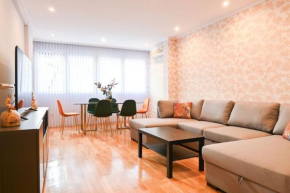 For You Rentals Apartamento TEMPORAL Espacioso de Tres Dormitorios en Madrid ORE51
